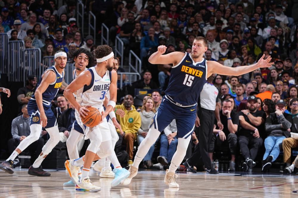 他不断调整 他不断调整