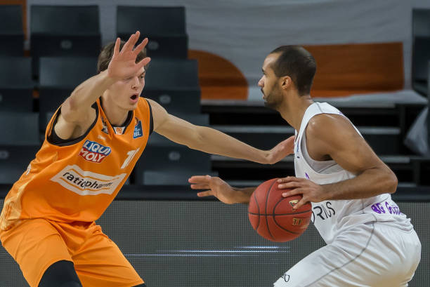 现着人类对 现着人类对